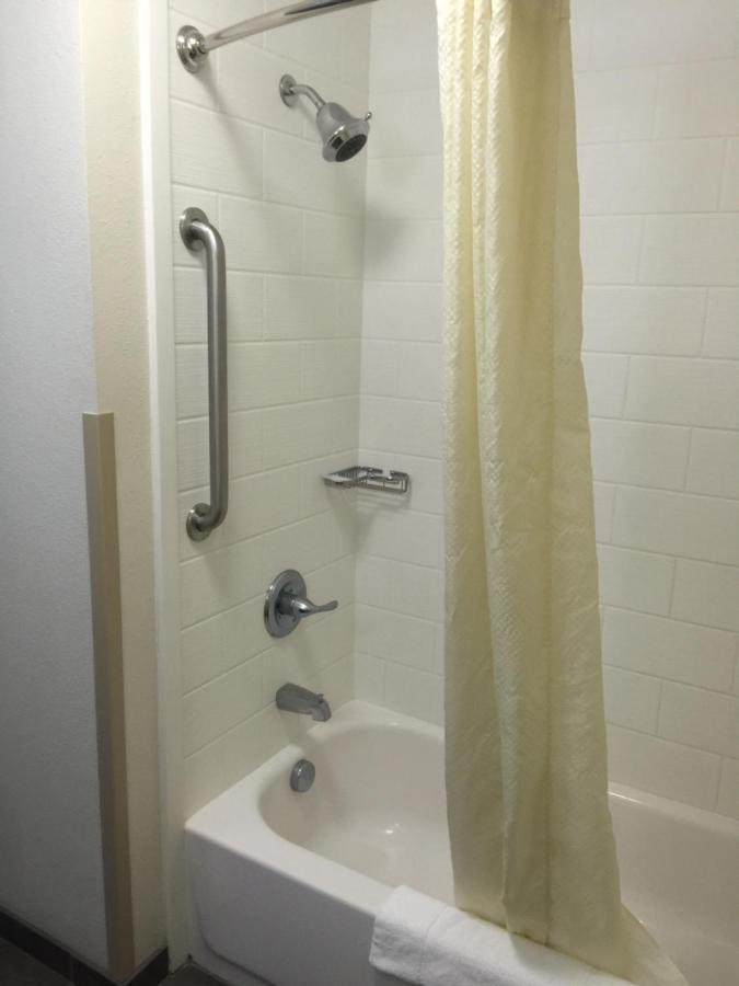 Sleep Inn & Suites פארקרסבורג מראה חיצוני תמונה