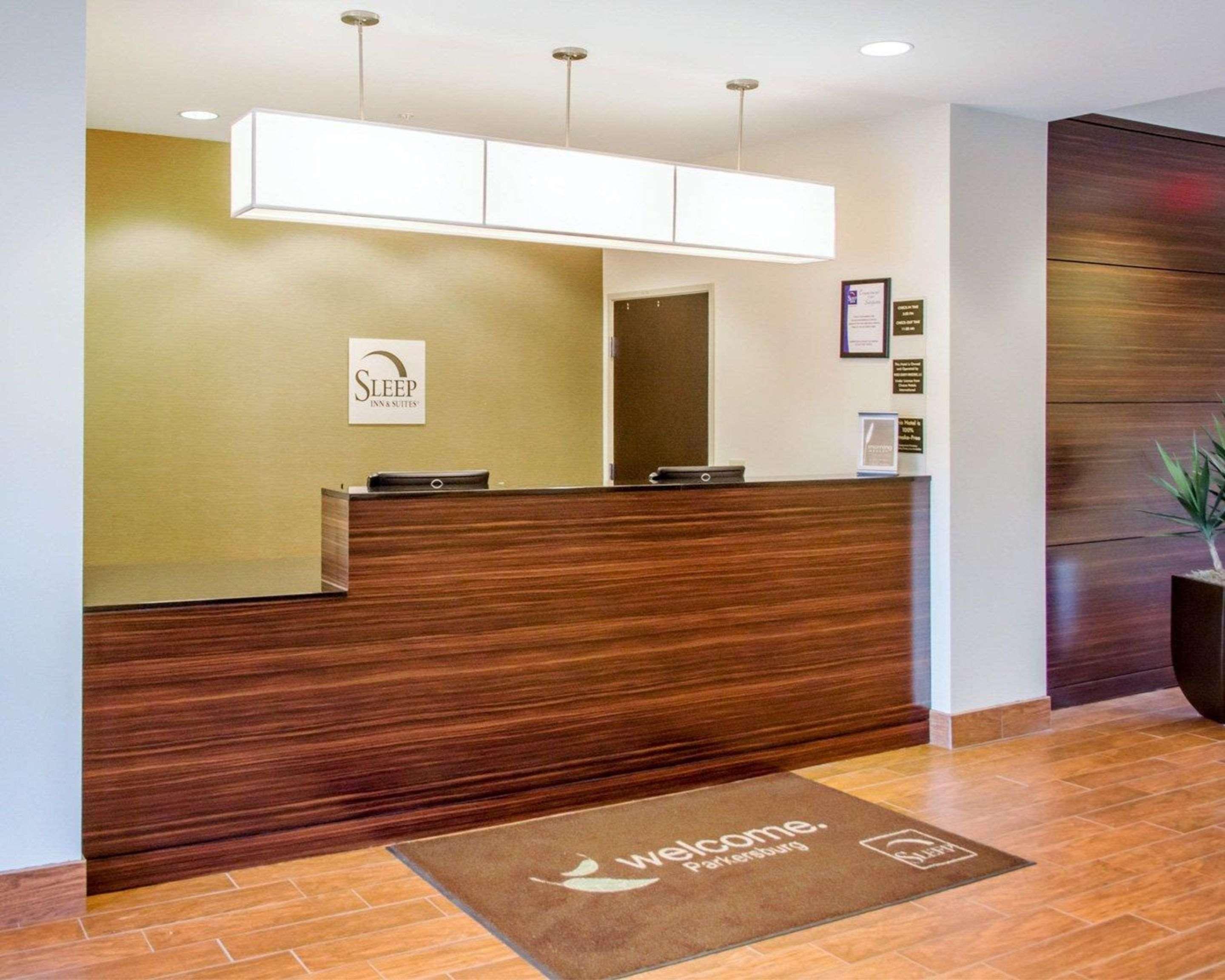 Sleep Inn & Suites פארקרסבורג מראה חיצוני תמונה