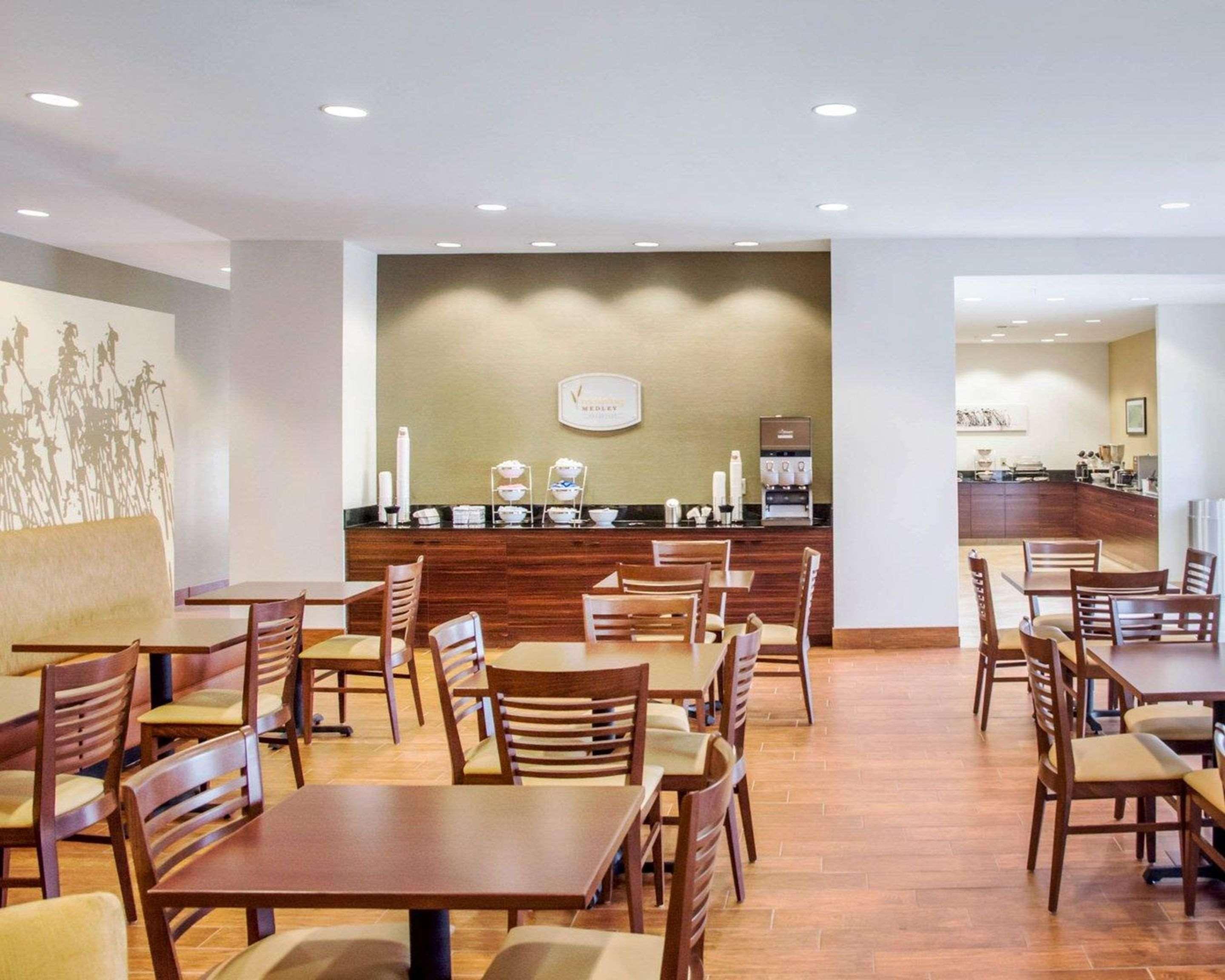 Sleep Inn & Suites פארקרסבורג מראה חיצוני תמונה